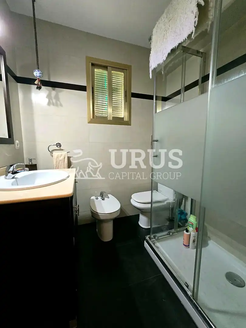 Baño de Piso de alquiler en Córdoba con Terraza