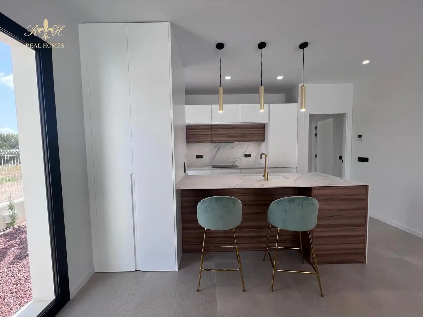 Chalet con piscina en venta en FLORENCIA Y ROMA, imagen 5