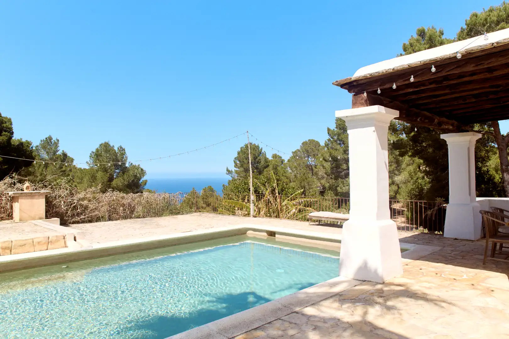 Piscina de Finca rústica en venda en Sant Joan de Labritja amb Aire condicionat, Jardí privat i Parquet