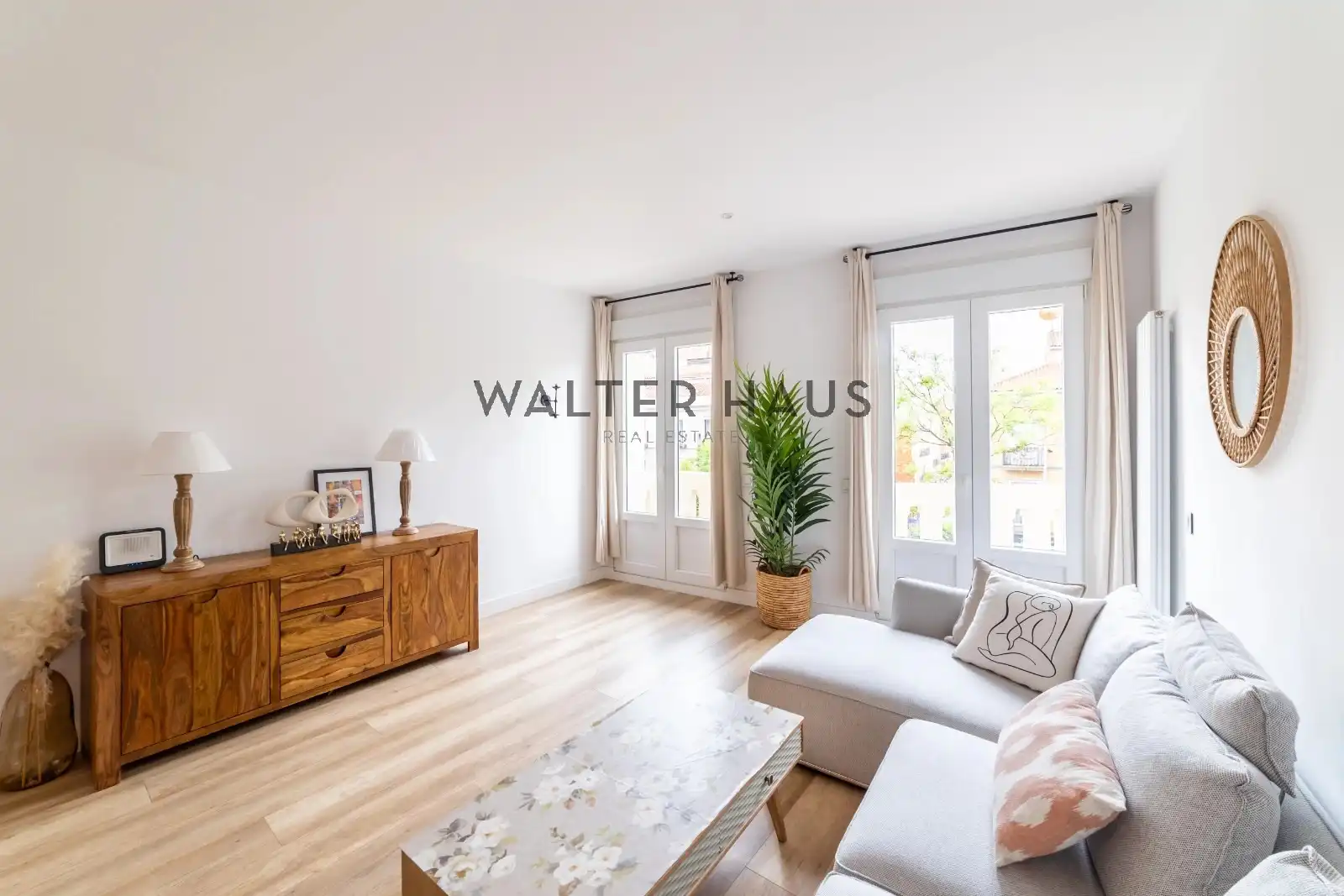 Bedroom of Flat for sale in Madrid  with Air Conditioner, Heating and Furnished