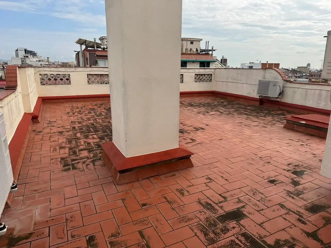 Piso con terraza en venta en Carrer de Vilamarí, imagen 36