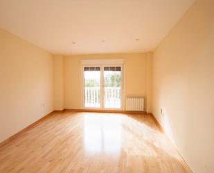 Flat for sale in Calle Miguel Hernández, Cabanillas del Campo
