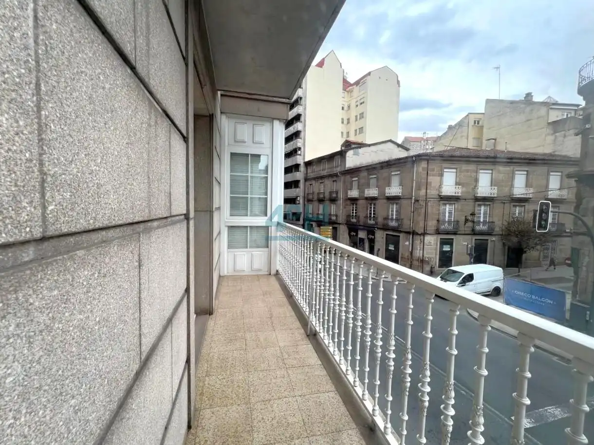 Exterior view of Flat for sale in Ourense Capital   with Heating, Parquet flooring and Storage room