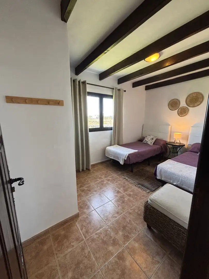 Habitación de Casa o chalet de alquiler en La Oliva con Jardín privado, Terraza y Amueblado