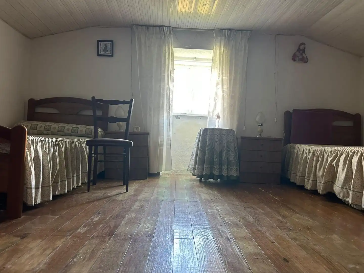 Dormitori de Finca rústica en venda en Cotobade amb Balcó