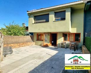 Exterior view of Single-family semi-detached for sale in Hoyo de Manzanares