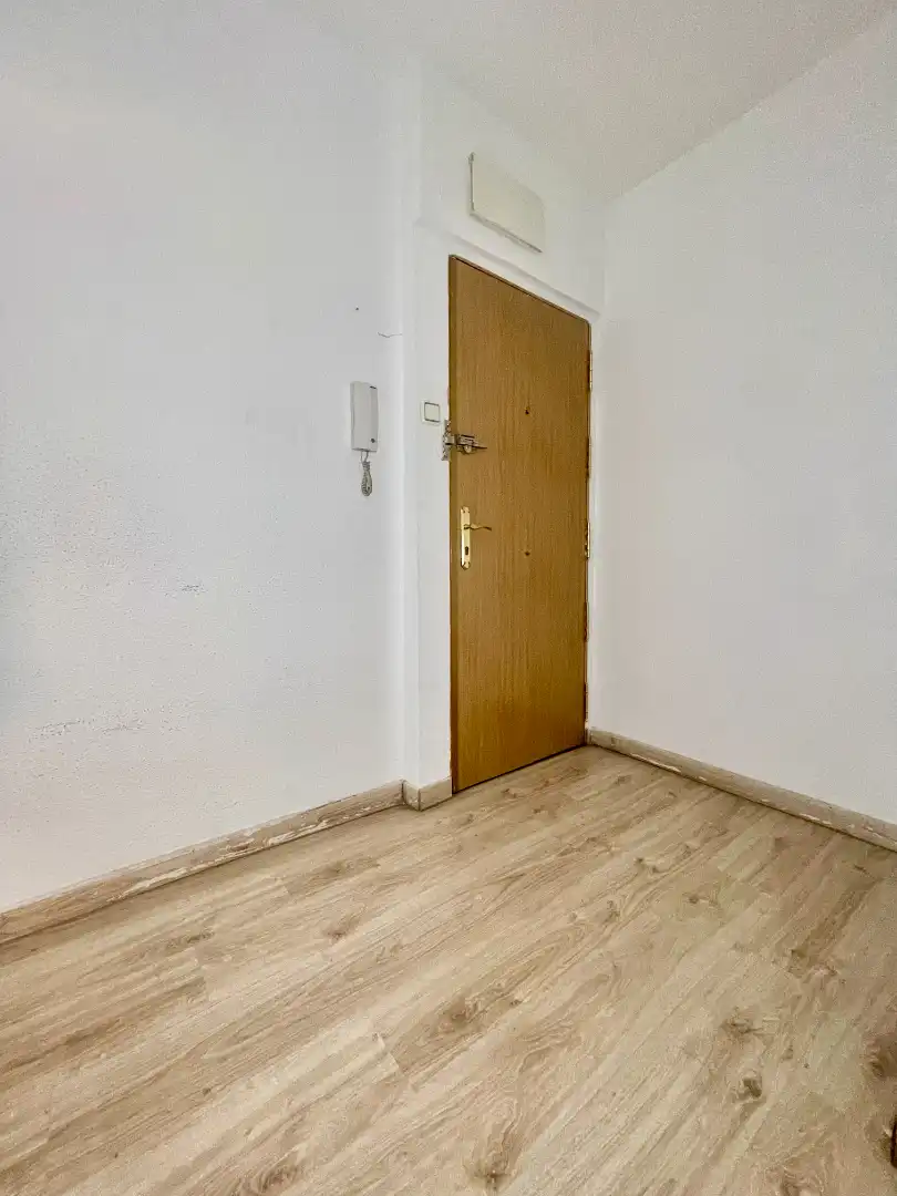 Flat for sale in Madrid  with Heating