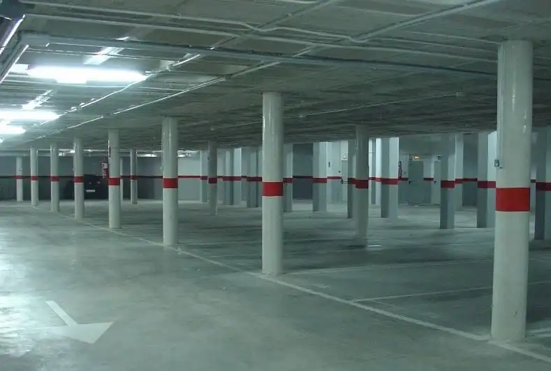 Aparcamiento con ascensor en venta en C/ Alcora, imagen 3