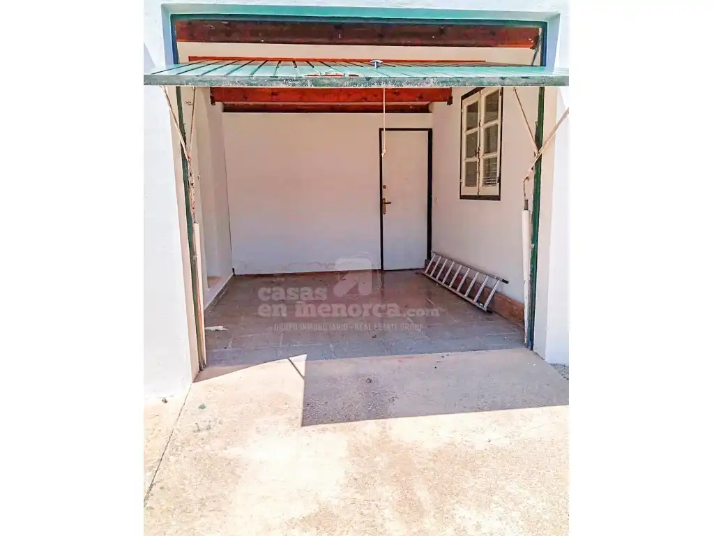 Parking de Finca rústica en venta en Es Castell con Aire acondicionado, Terraza y Piscina