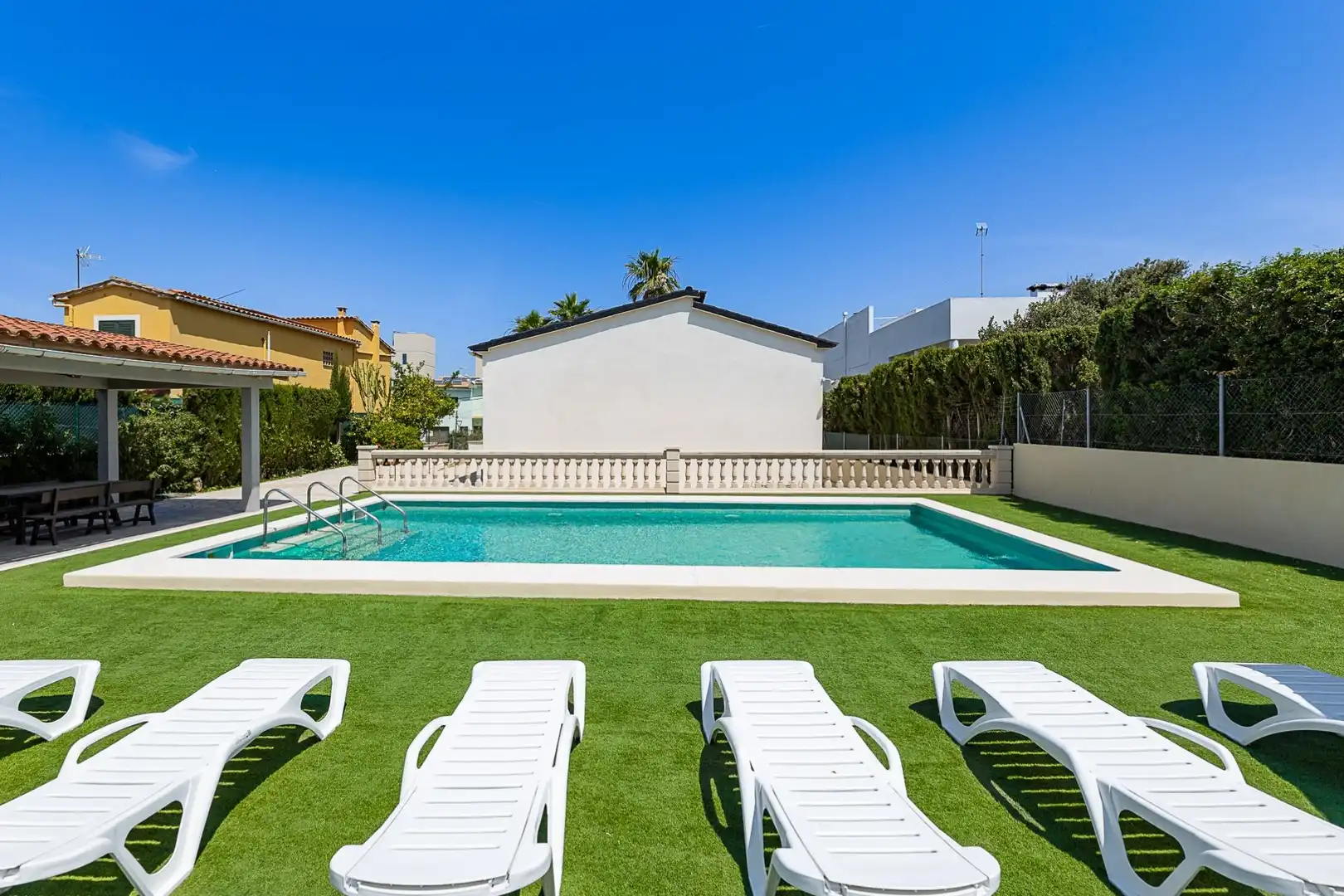 Piscina de Casa o xalet en venda en  Palma de Mallorca amb Aire condicionat, Calefacció i Jardí privat