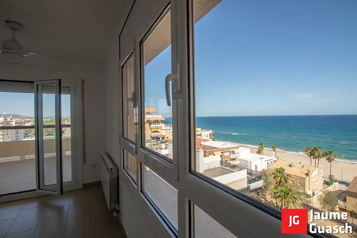 Terrasse von Wohnung zum Verkauf in Torredembarra mit Heizung, Terrasse und Alarm
