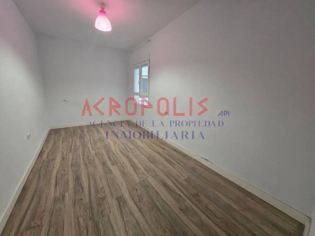 Habitación de Piso en venta en León Capital  con Calefacción
