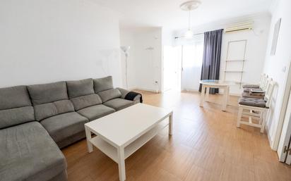 Living room of Flat for sale in Utrera  with Air Conditioner, Terrace and Storage room