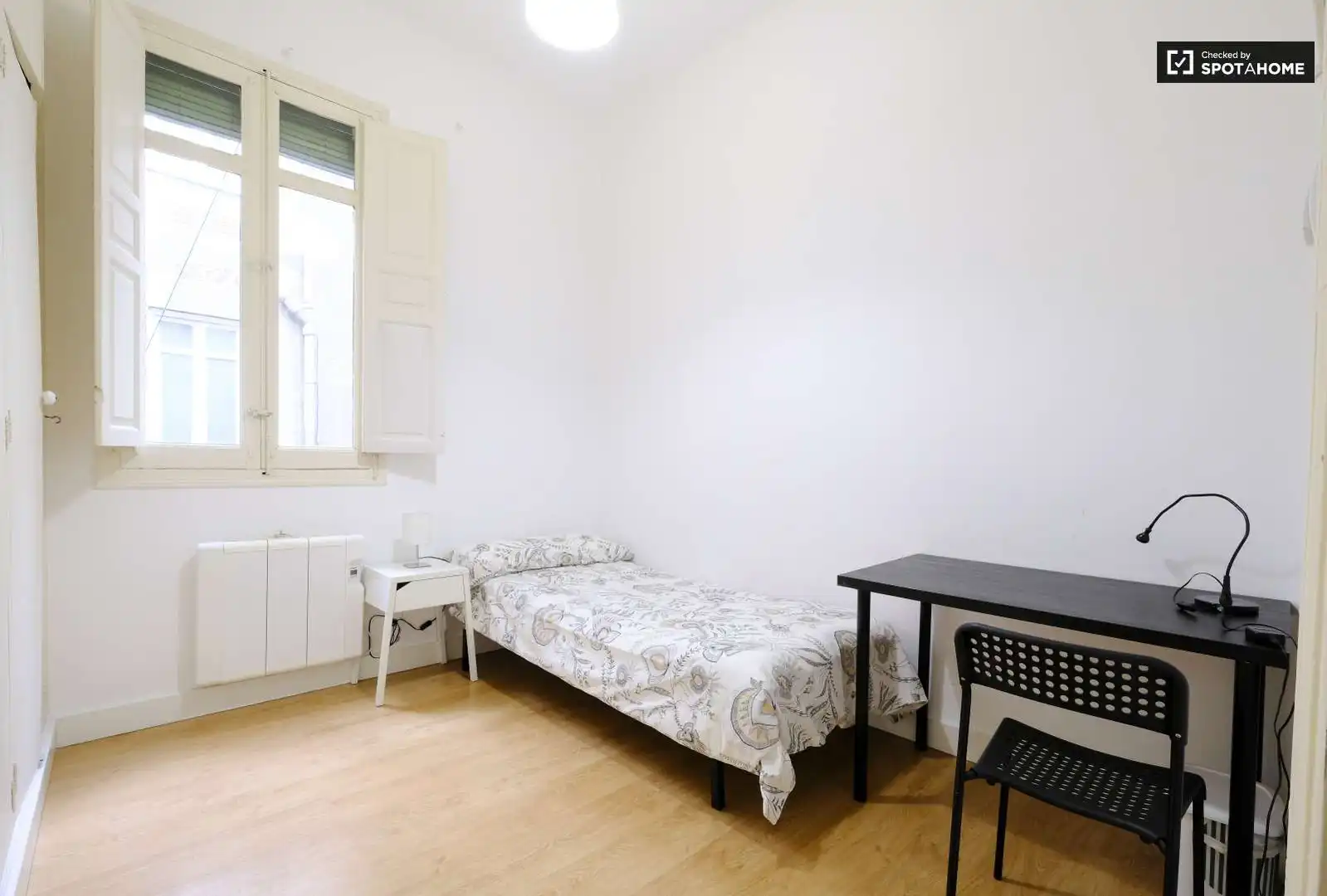 Room in Justicia - Chueca