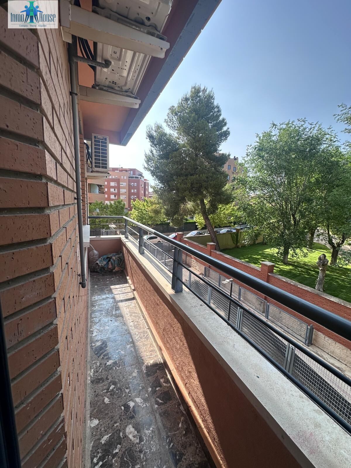 Terrassa de Pis de lloguer en  Albacete Capital amb Calefacció, Terrassa i Balcó