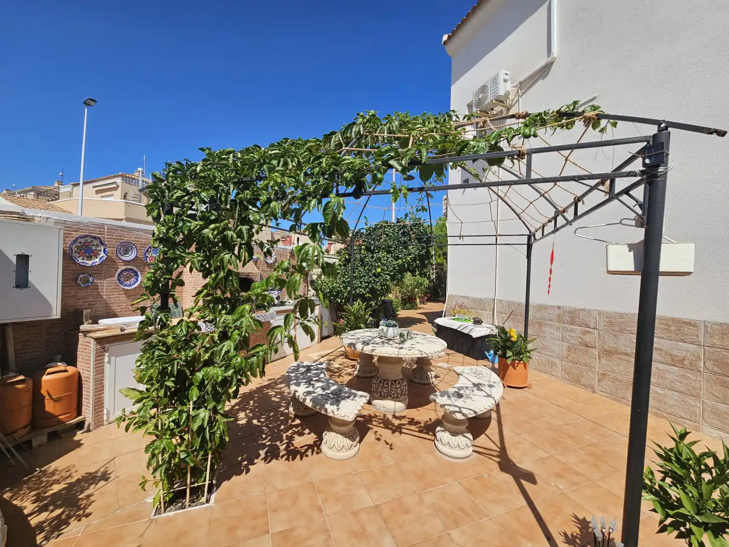 Jardín de Casa o chalet en venta en Torrevieja con Aire acondicionado, Jardín privado y Terraza