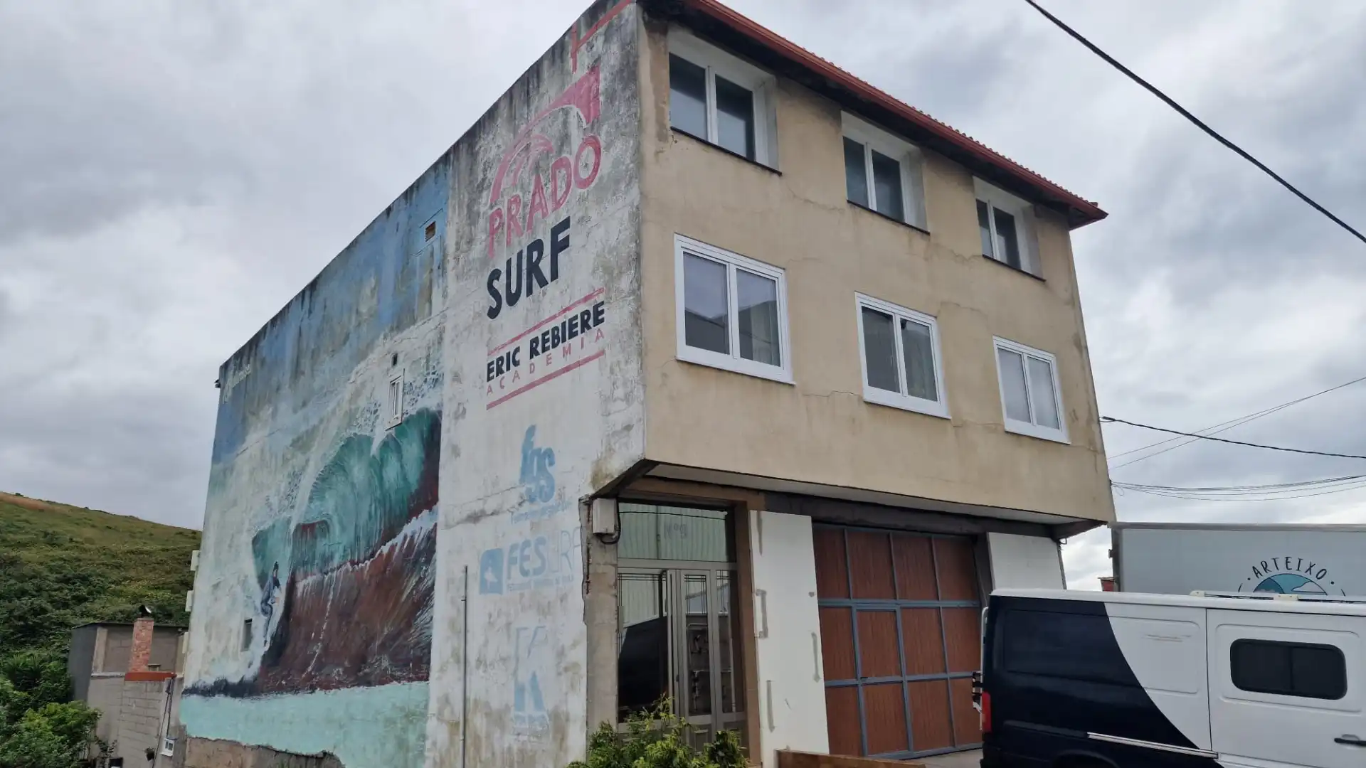 Vista exterior de Piso en venta en Arteixo con Calefacción, Amueblado y Horno
