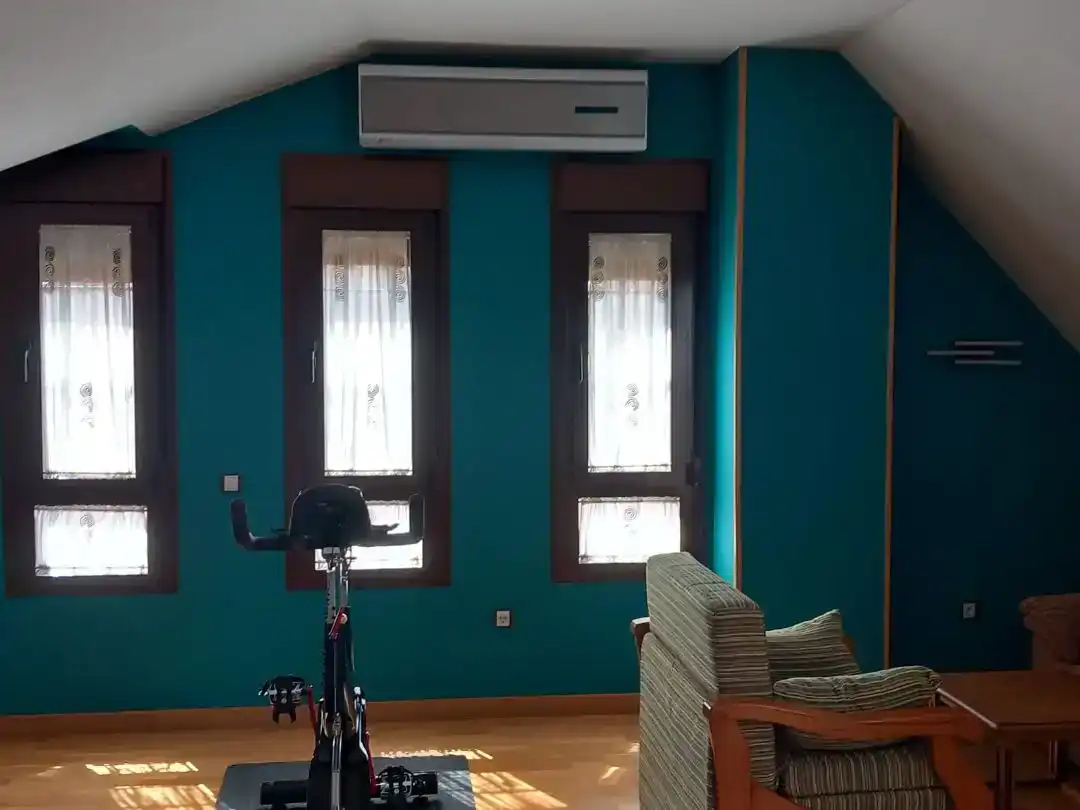 Sala de estar de Casa o chalet en venta en Parla con Aire acondicionado, Parquet y Trastero