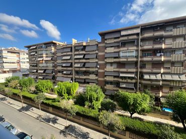 Piso con balcón en venta en Calle Río Seco