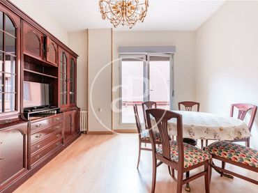 Piso con ascensor en venta en Gta. de Cuatro Caminos
