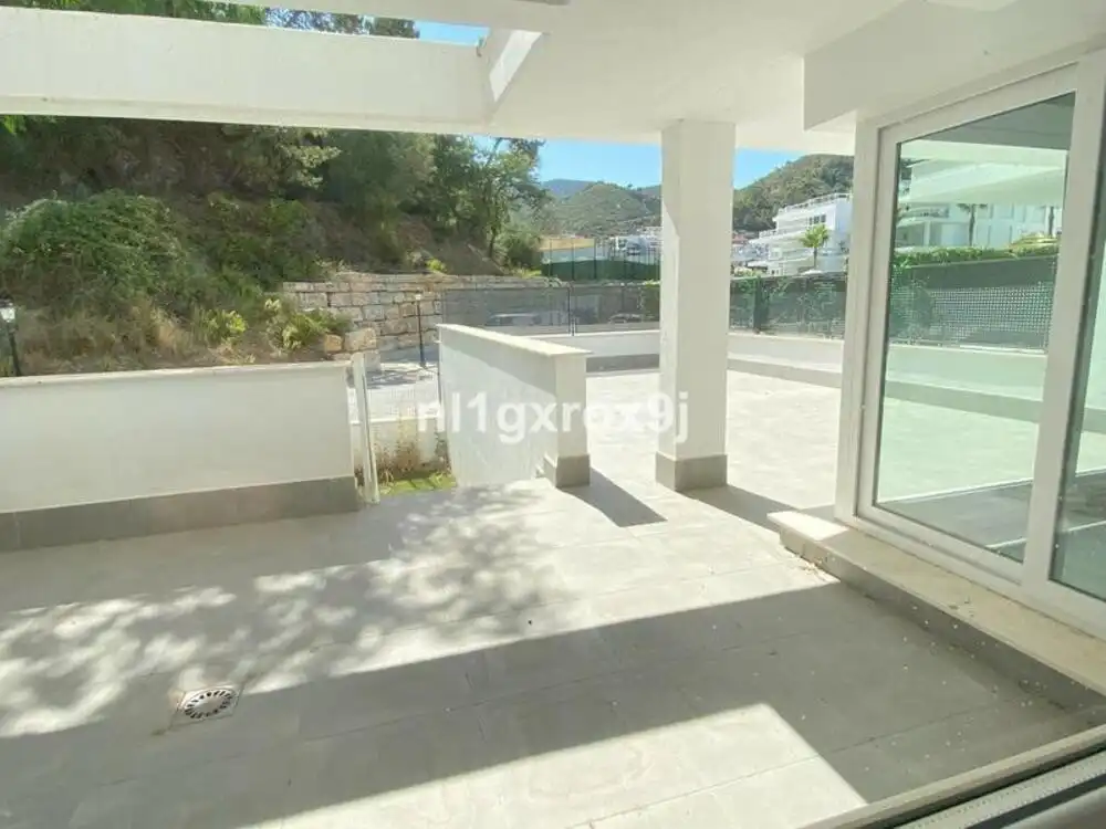 Terraza de Planta baja en venta en Benahavís con Aire acondicionado, Terraza y Trastero