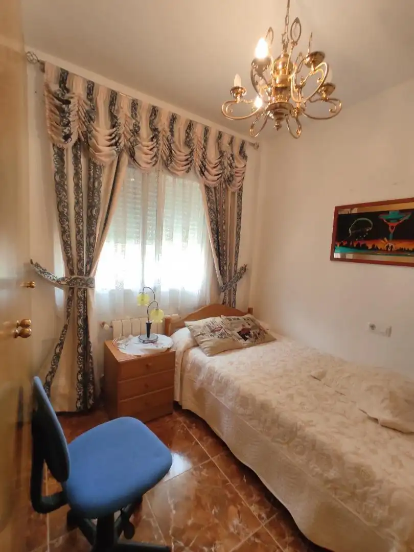 Schlafzimmer von Haus oder Chalet zum Verkauf in Turís mit Terrasse, Abstellraum und Schwimmbad