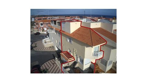 Foto 2 de Casa adosada en venta en Arico, Santa Cruz de Tenerife