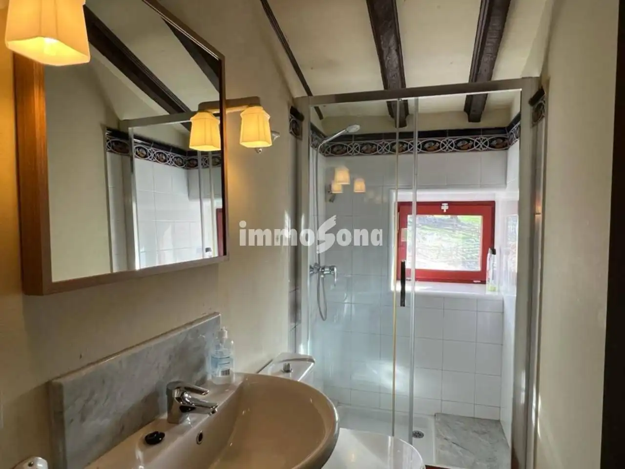 Baño de Finca rústica en venta en Argelaguer con Calefacción, Jardín privado y Terraza