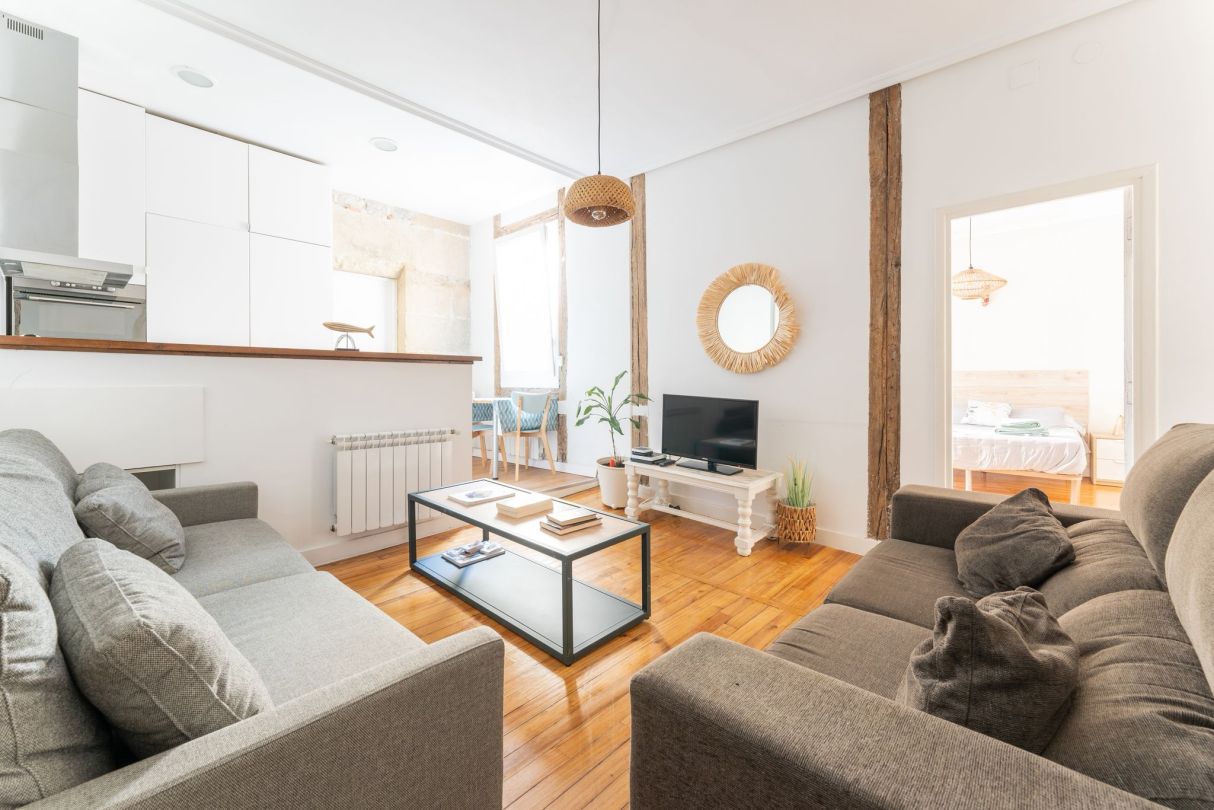 Sala d'estar de Pis en venda en Donostia - San Sebastián  amb Calefacció