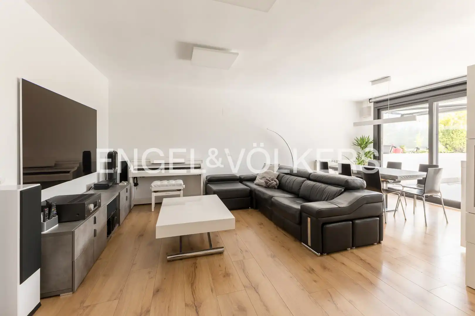 Sala de estar de Piso en venta en Madrid con Aire acondicionado, Calefacción y Terraza