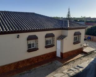 Exterior view of House or chalet for sale in Chiclana de la Frontera  with Heating, Private garden and Terrace