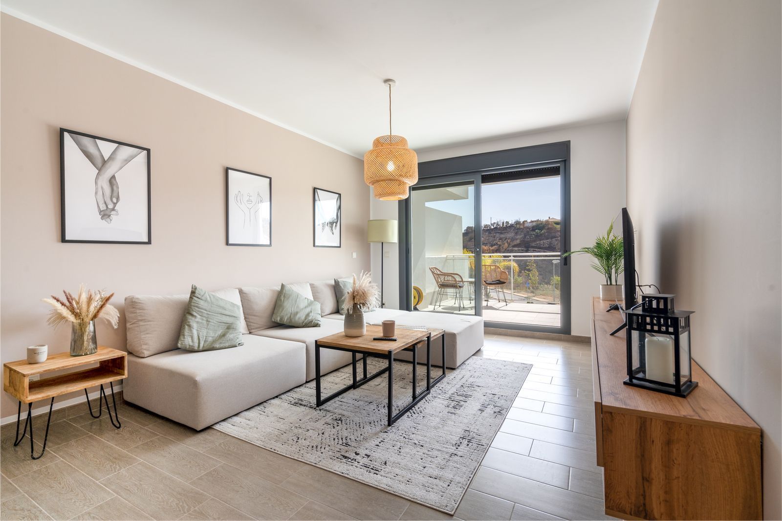 Sala d'estar de Apartament en venda en Mijas amb Aire condicionat, Terrassa i Alarma