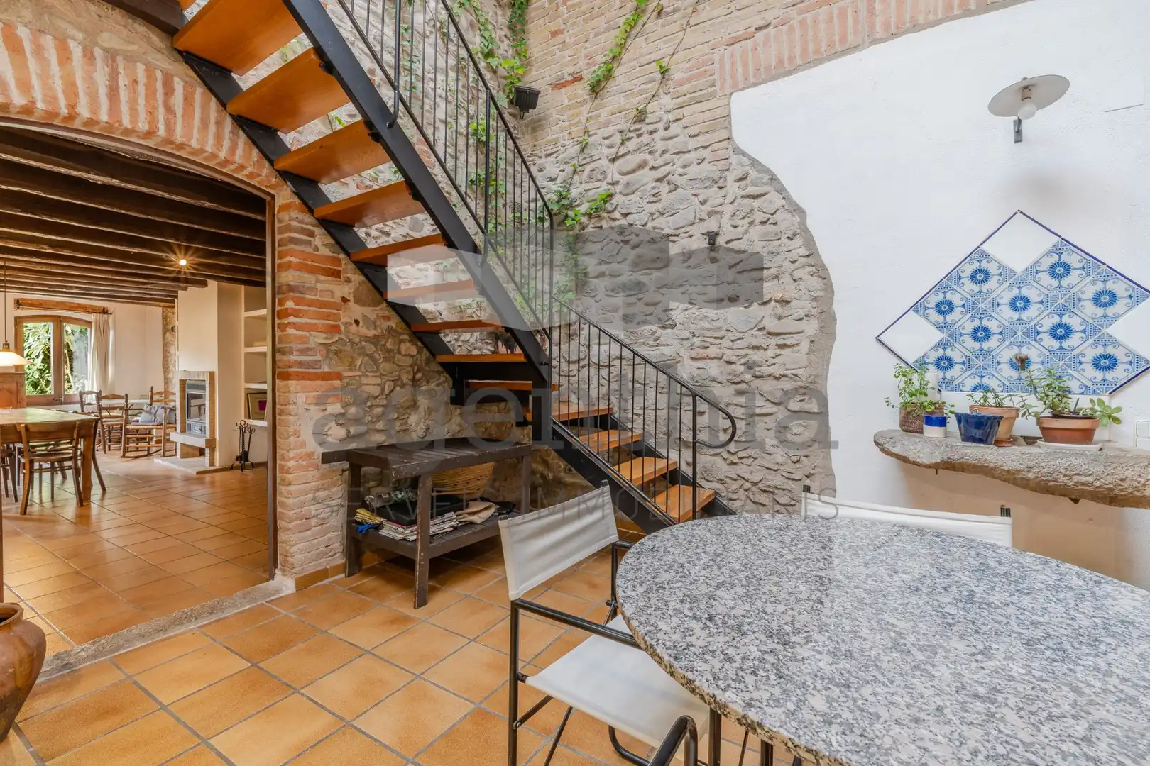 Terraza de Finca rústica en venta en Vilablareix con Calefacción, Trastero y Balcón