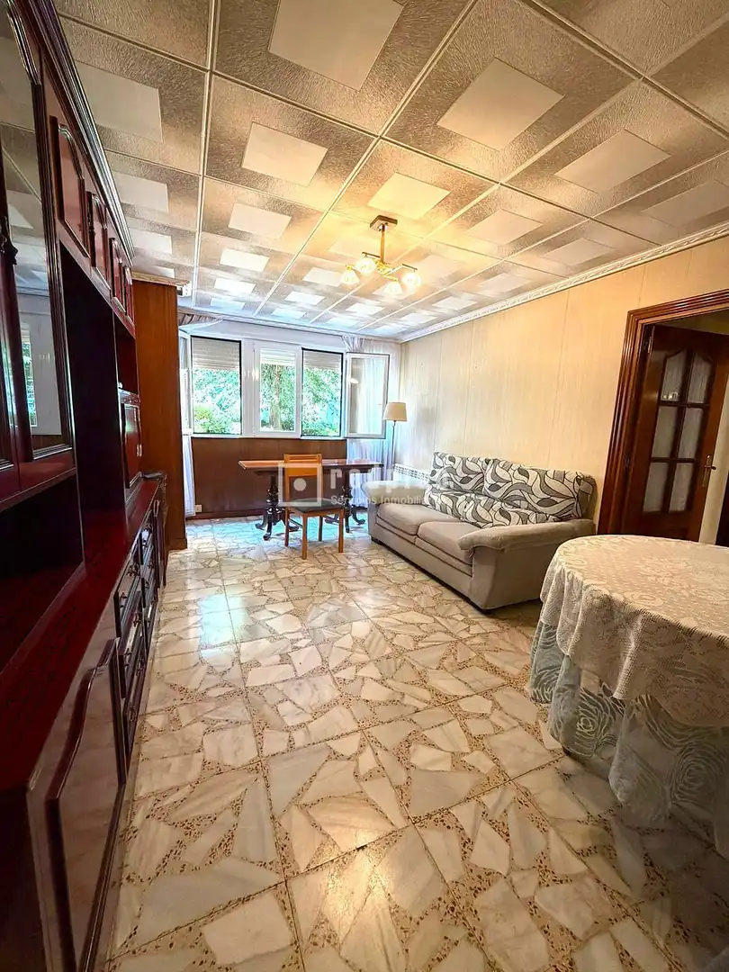 Wohnzimmer von Wohnung zum Verkauf in Madrid mit Heizung