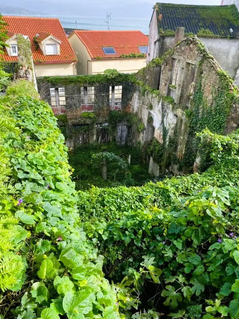 Jardí de Finca rústica en venda en Fisterra amb Jardí privat
