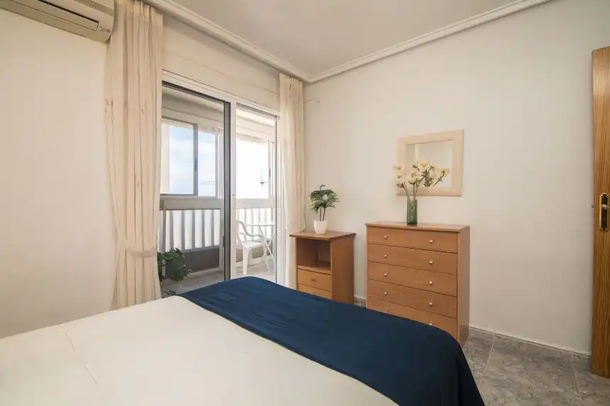 Schlafzimmer von Wohnung zum Verkauf in Elche / Elx mit Klimaanlage, Terrasse und Möbliert