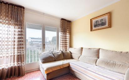 Living room of Flat for sale in Mollet del Vallès  with Balcony