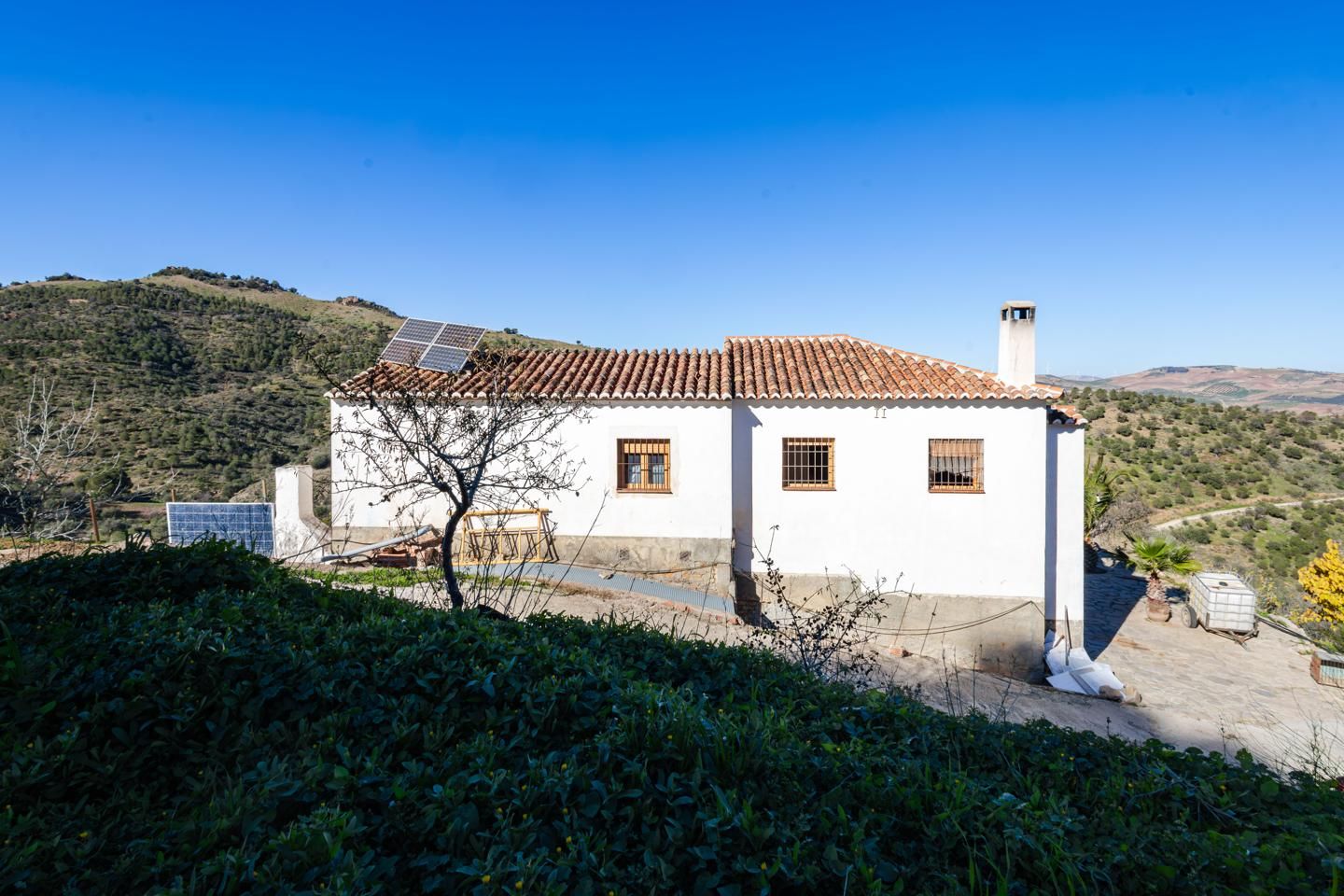 Exterior view of House or chalet for sale in Ardales  with Private garden, Storage room and Swimming Pool