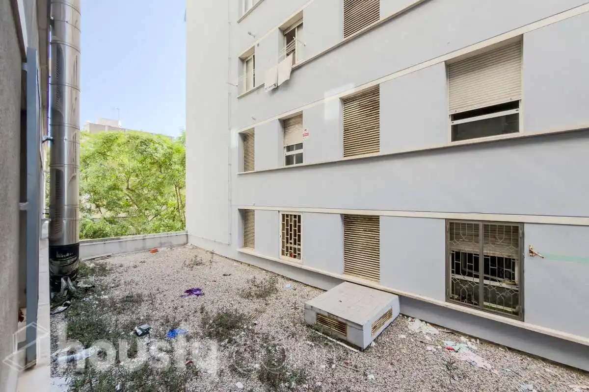Vista exterior de Piso en venta en Ciutat Vella