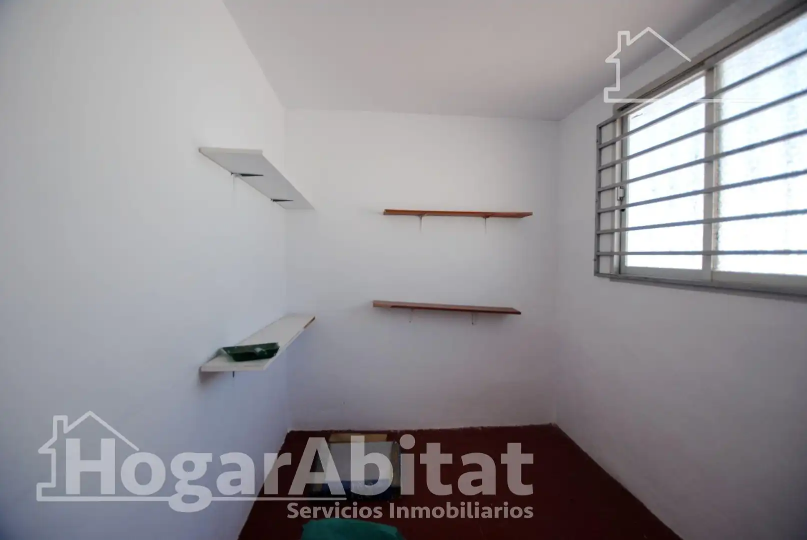 Habitación de Casa o chalet en venta en Tavernes de la Valldigna con Terraza, Trastero y Amueblado