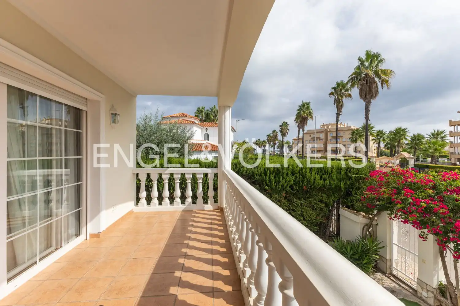 Maison mitoyenne avec terrasse à louer à Avinguda Oliva Nova I, imagen 30