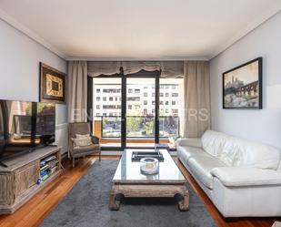 Living room of Apartment for sale in Alcobendas  with Air Conditioner, Heating and Parquet flooring