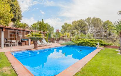 Jardí de Casa o xalet en venda en Sant Quirze del Vallès amb Aire condicionat, Terrassa i Piscina