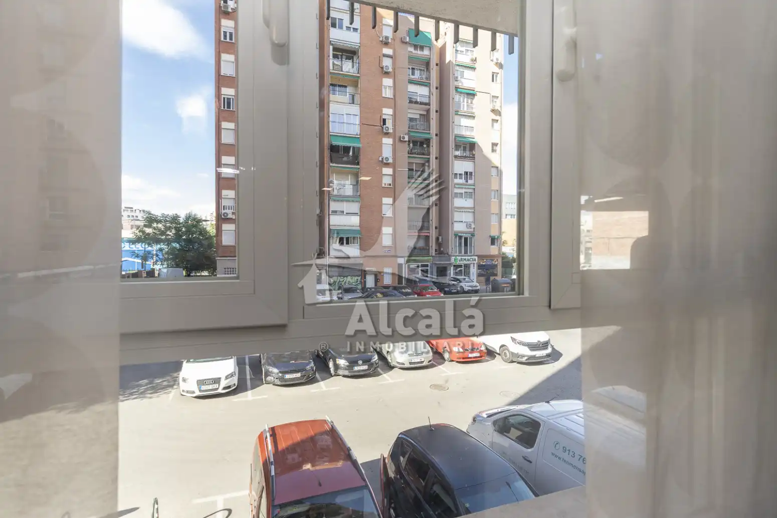 Vista exterior de Pis en venda en Madrid amb Aire condicionat, Calefacció i Terrassa
