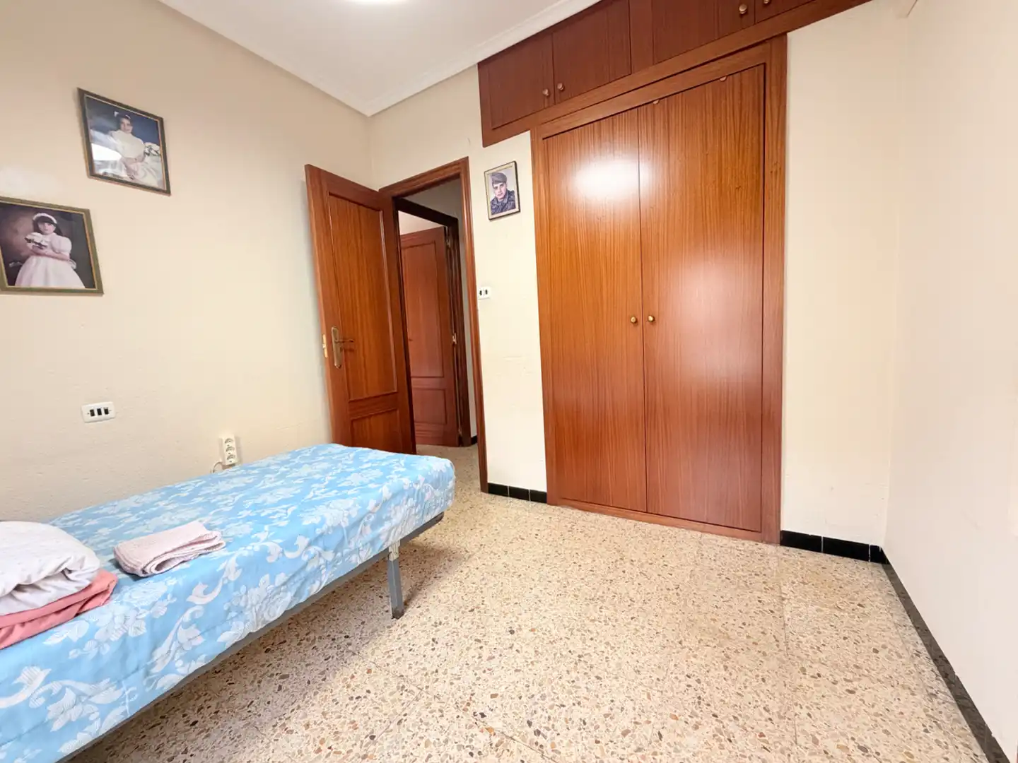 Habitación de Piso en venta en Castellón de la Plana / Castelló de la Plana con Amueblado, Horno y Lavadora
