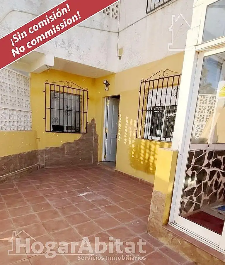 Wohnung mit Garten zum Verkauf in Calle Manuel Cano 'El Pireo'
