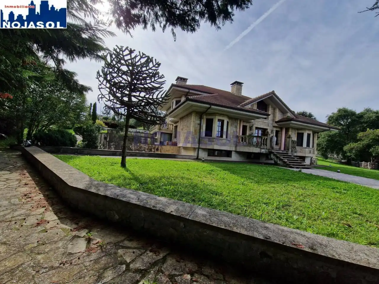 Jardín de Casa o chalet en venta en Noja con Aire acondicionado, Calefacción y Jardín privado