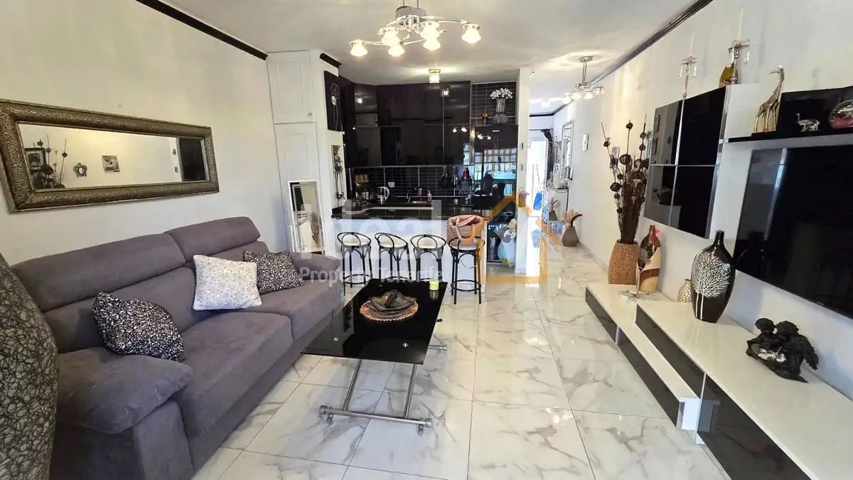 Sala de estar de Apartamento en venta en Arona con Terraza y Amueblado