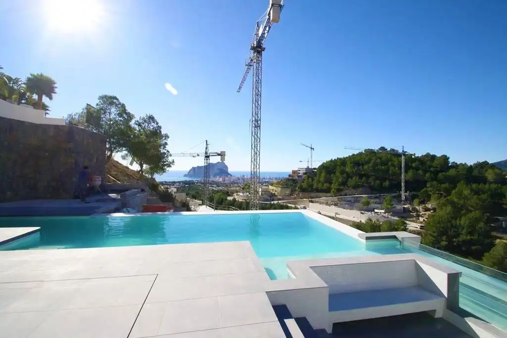 Casa con piscina en venta en Cala Advocat - Baladrar, imagen 2
