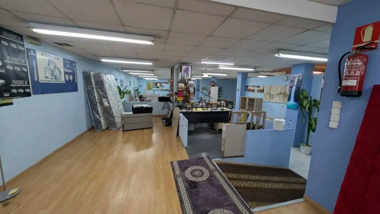 Local comercial en venda a Col.legis Nous, imagen 12